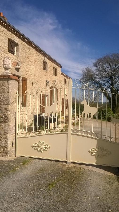 Au Coeur De La Nature Saint-Malo-du-Bois Eksteriør billede